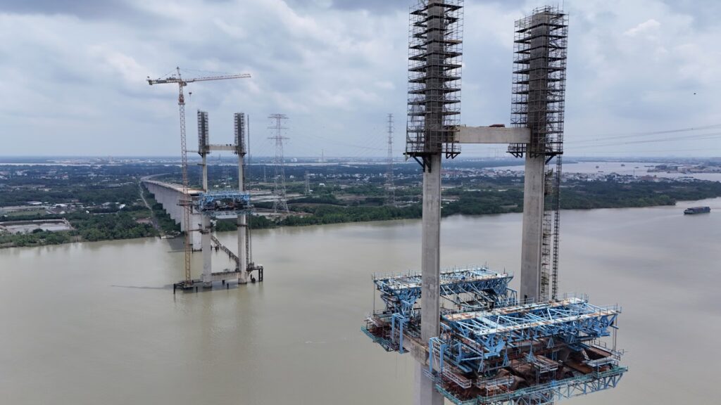 Canada megaprojects