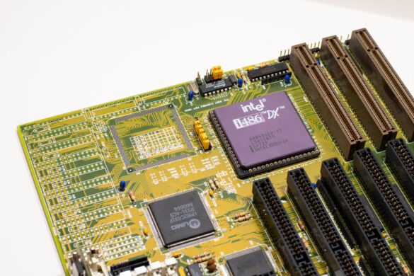 Intel Nova Lake Delay and AMD Zen 6 Slip to 2027 Reshape Canada's PC Upgrade Cycle