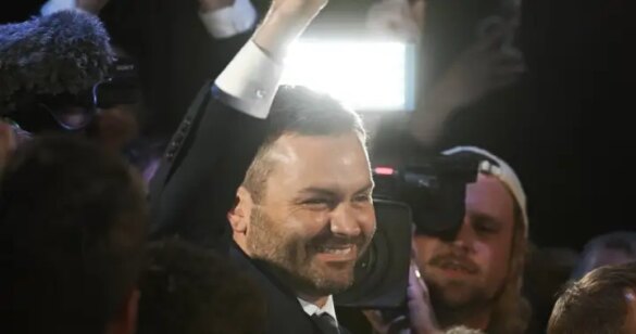Parti Québécois Minority Government Projected as CAQ Wiped Out